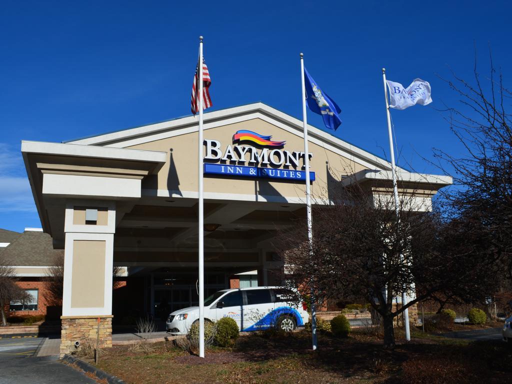 Baymont By Wyndham East Windsor Bradley Airport Hotel Bagian luar foto