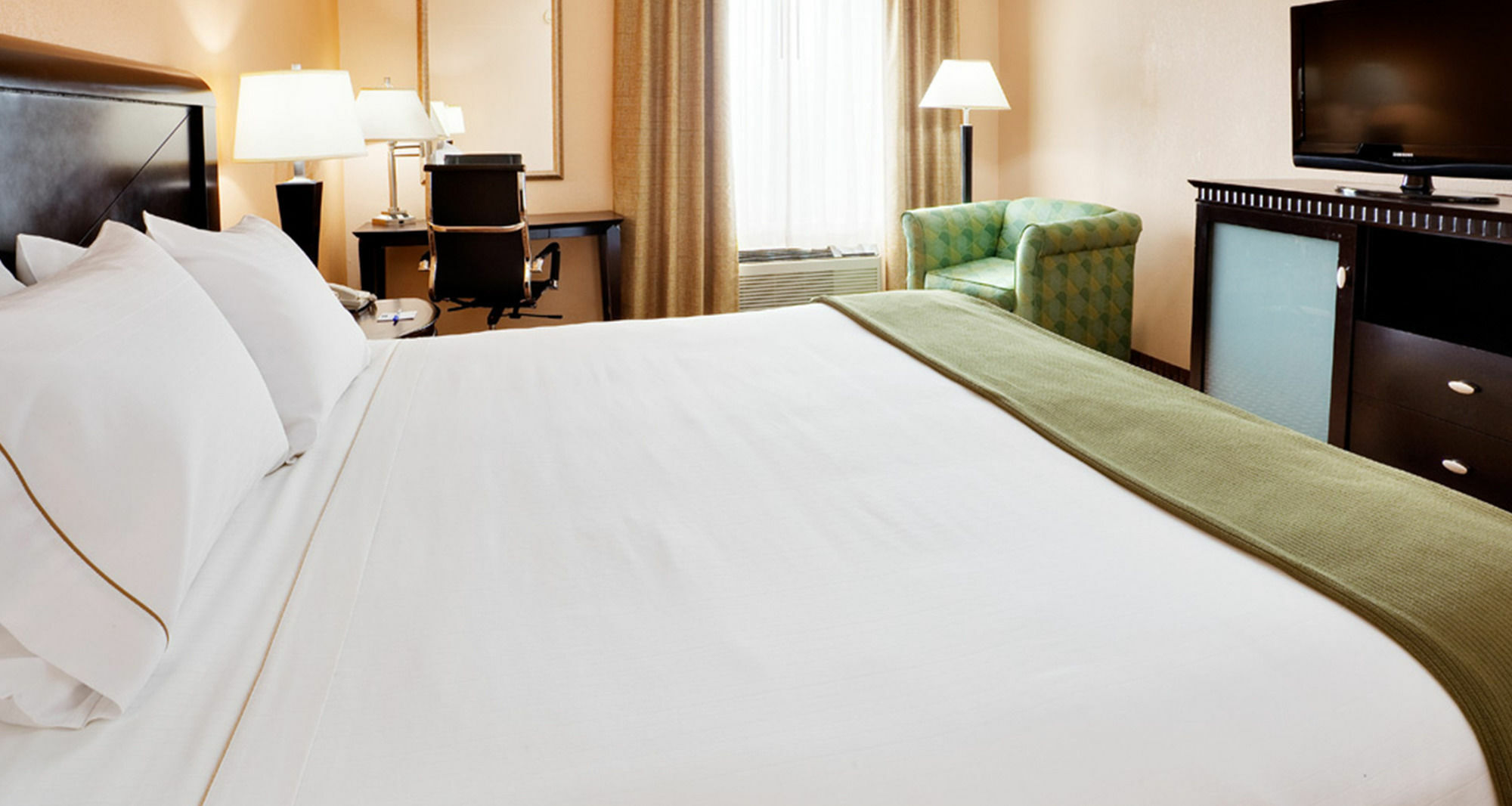 Baymont By Wyndham East Windsor Bradley Airport Hotel Bagian luar foto